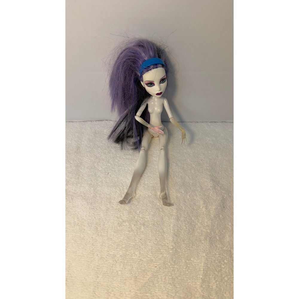 Monster High Spectra Vondergeist G1 Nude Doll PurpleHair Translucent 2008 Mattel - Picture 2 of 7